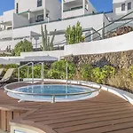 Sunset Bay Club Aparthotel 4*
