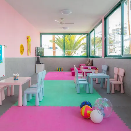 Sunset Bay Club Apartahotel