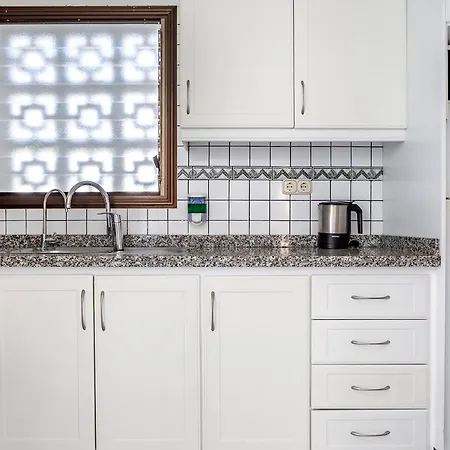 Sunset Bay Club Адехе