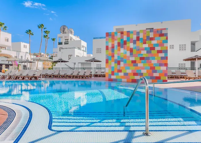 Aparthotel Sunset Bay Club 4*