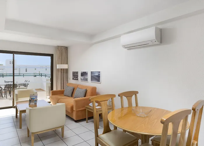 Sunset Bay Club Aparthotel