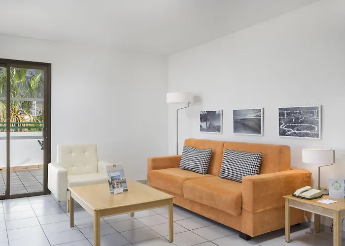 Sunset Bay Club Aparthotel 4*