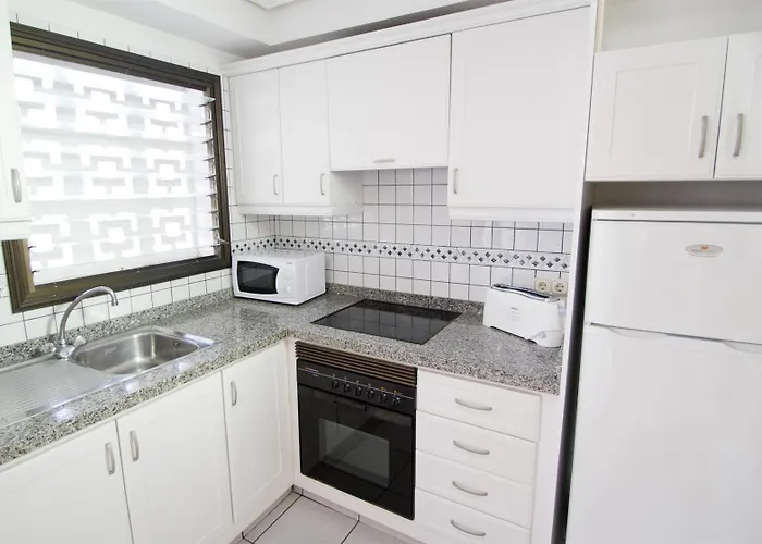 Апарт-отель Sunset Bay Club 4*