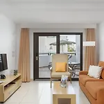 Ξενοδοχείο με διαμερίσματα Sunset Bay Club