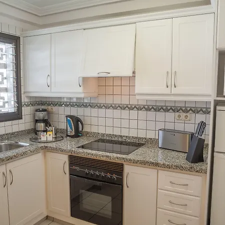 Lejlighedshotel Sunset Bay Club 4*