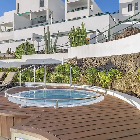 Sunset Bay Club Lejlighedshotel 4*