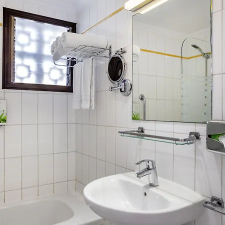 Sunset Bay Club Lejlighedshotel 4*