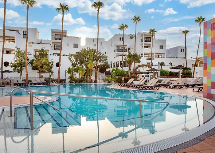 Apartmanhotel Sunset Bay Club 4*