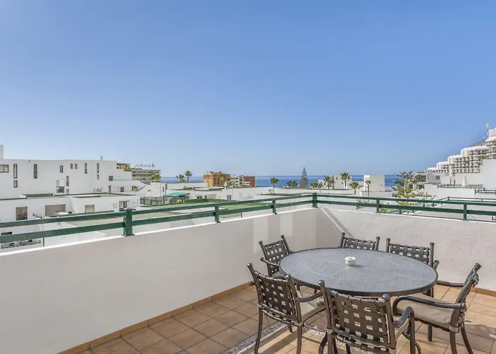 Sunset Bay Club أذيخي