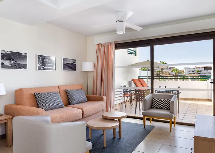 Sunset Bay Club 4*