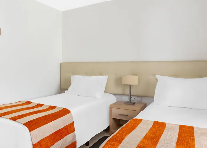 Sunset Bay Club 4*